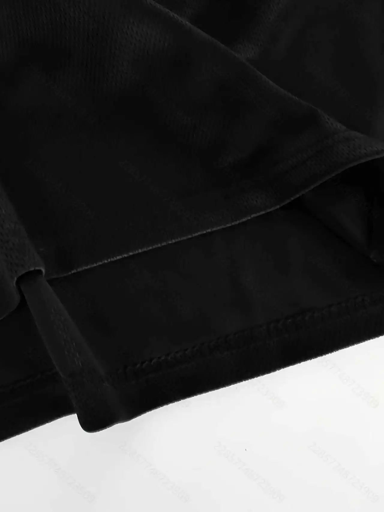 T - Shirt - Black Iconic Logo  - огляд і ціна 3D Printing Icon